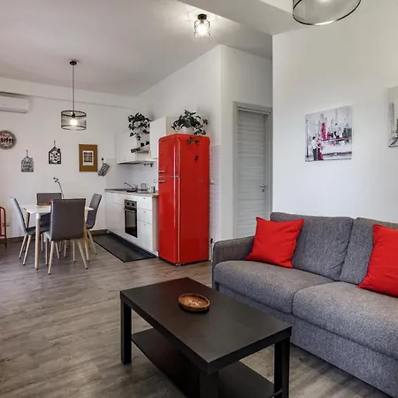 Apartment Your Catania