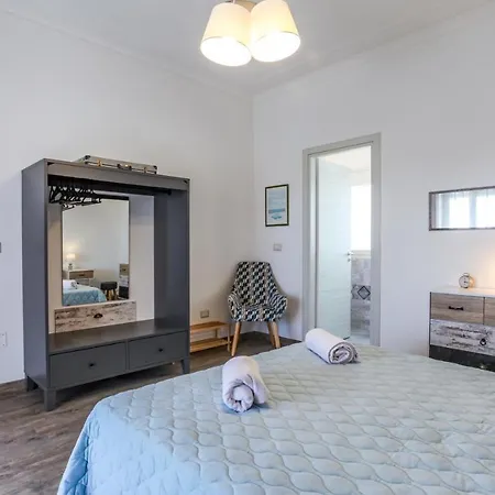 Your Appartement *